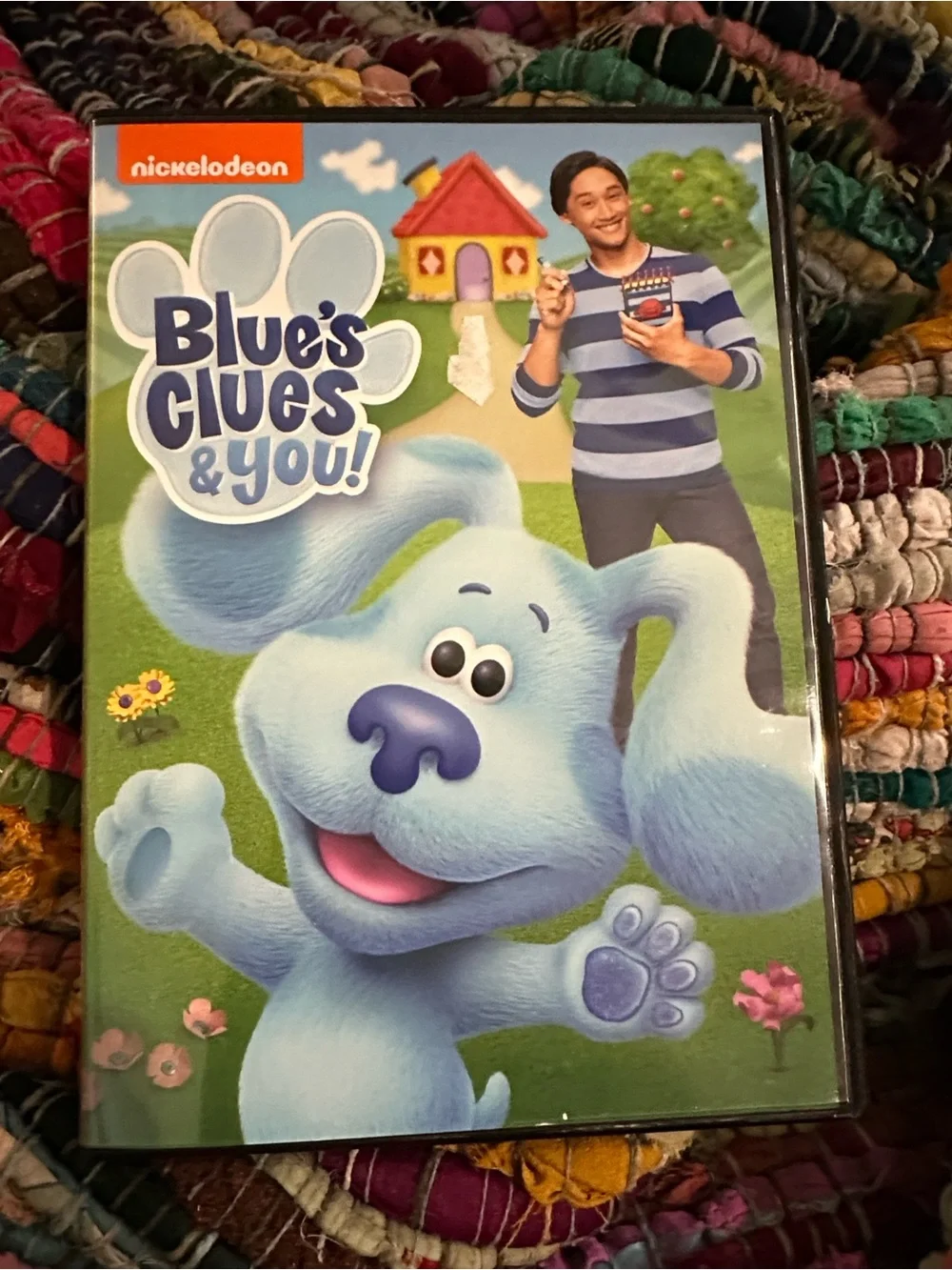 Blue's Clues Blue's Perfect Present Book & Blue's Clues & You DVD Lot